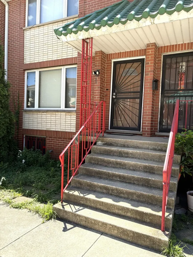 2338 South Canal Street Chicago IL 60616