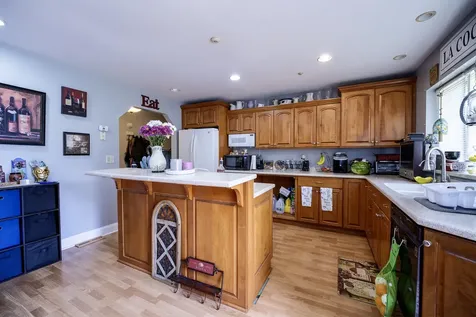 2904 Scott Avenue Mchenry IL 60050