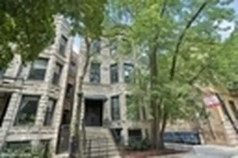 814 West Newport Avenue Chicago IL 60657