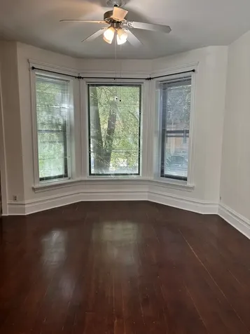 814 West Newport Avenue Chicago IL 60657