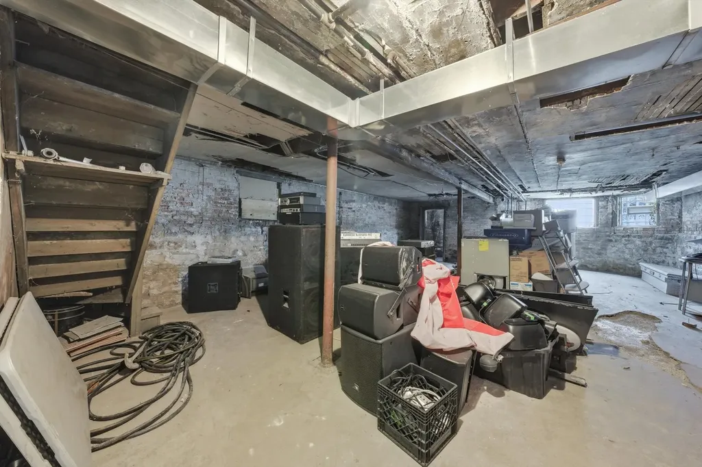 7546 South Sangamon Street Chicago IL 60620