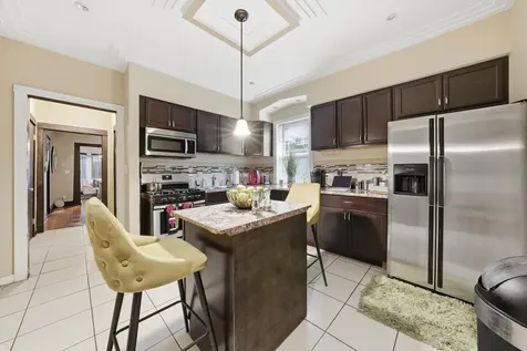 7546 South Sangamon Street Chicago IL 60620
