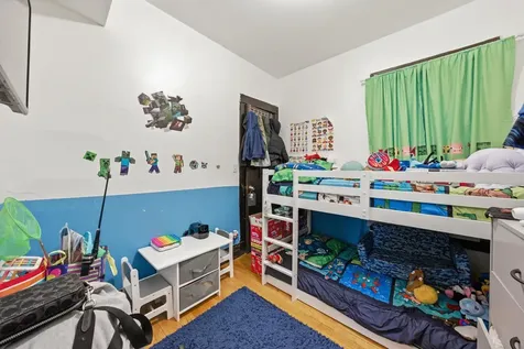 7546 South Sangamon Street Chicago IL 60620