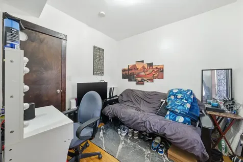 7546 South Sangamon Street Chicago IL 60620