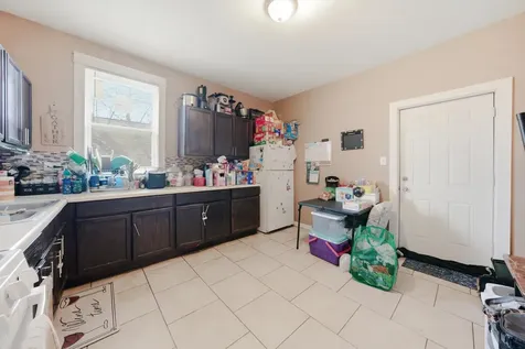 7546 South Sangamon Street Chicago IL 60620