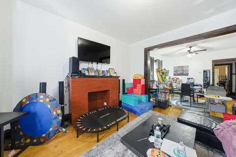 7546 South Sangamon Street Chicago IL 60620