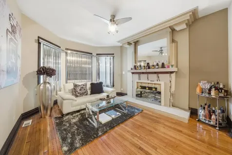7546 South Sangamon Street Chicago IL 60620