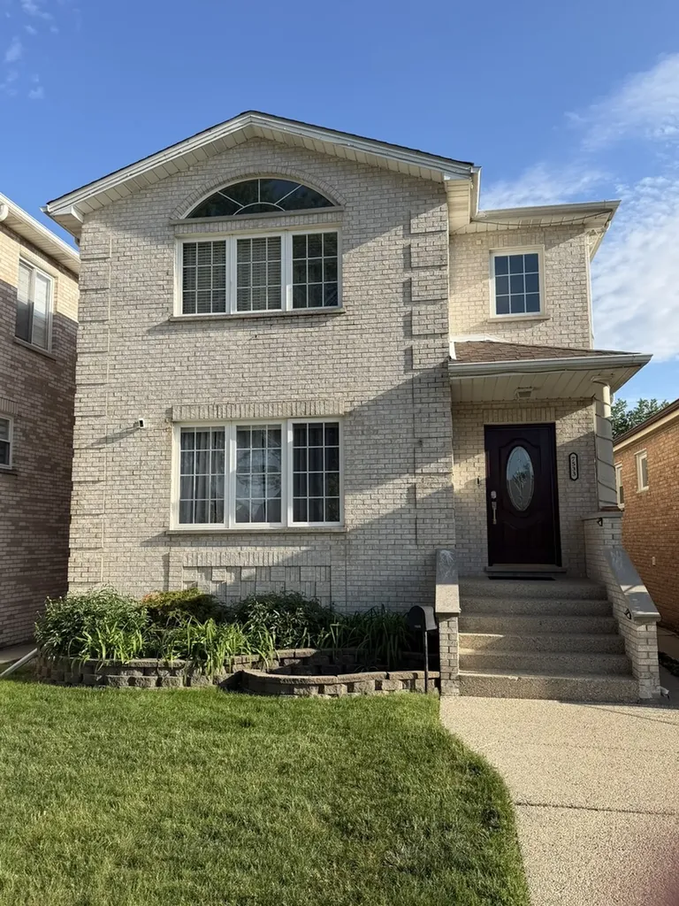 7533 West Carmen Avenue Harwood Heights IL 60706