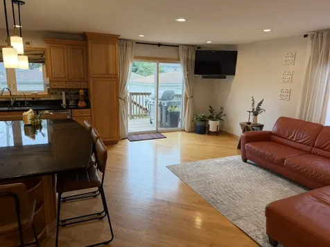 7533 West Carmen Avenue Harwood Heights IL 60706