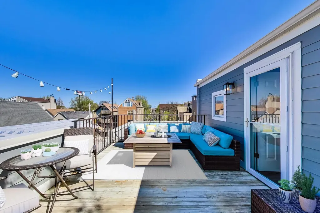 2308 West Belden Avenue Chicago IL 60647