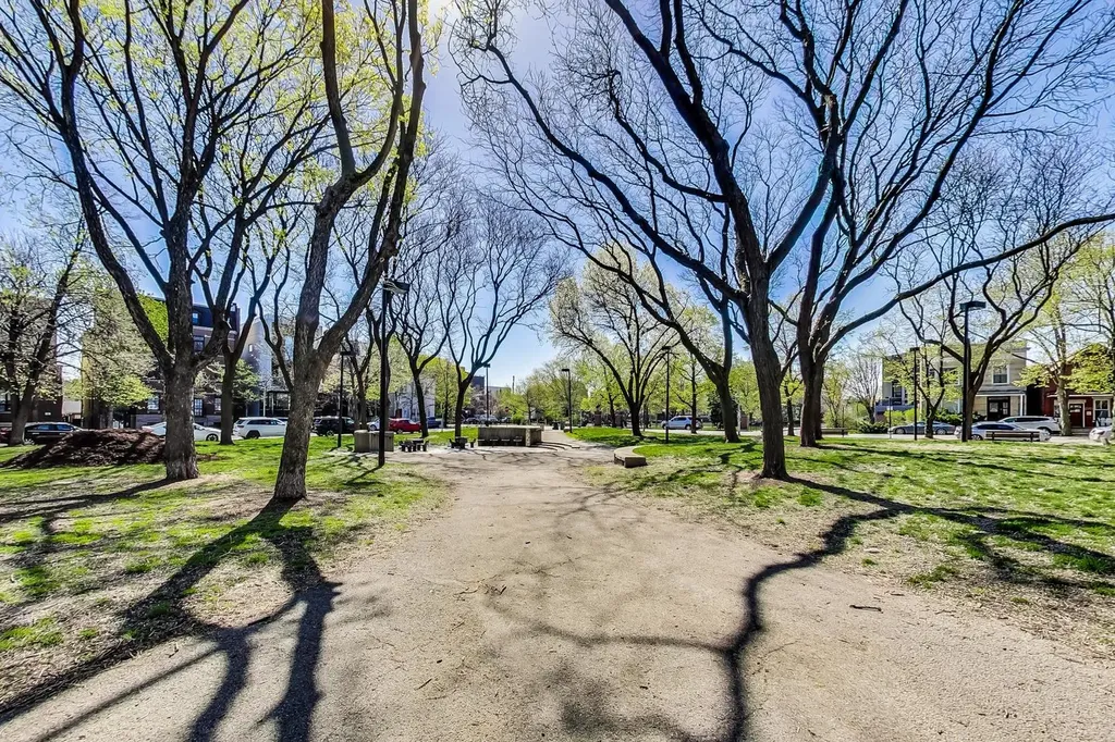 2308 West Belden Avenue Chicago IL 60647