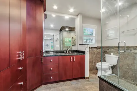 710 Fairlawn Avenue Libertyville IL 60048