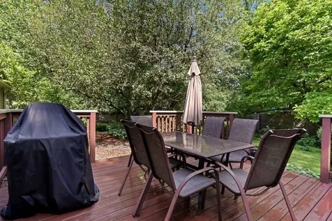 710 Fairlawn Avenue Libertyville IL 60048