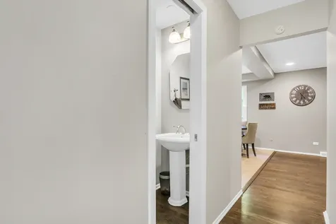 710 Fairlawn Avenue Libertyville IL 60048