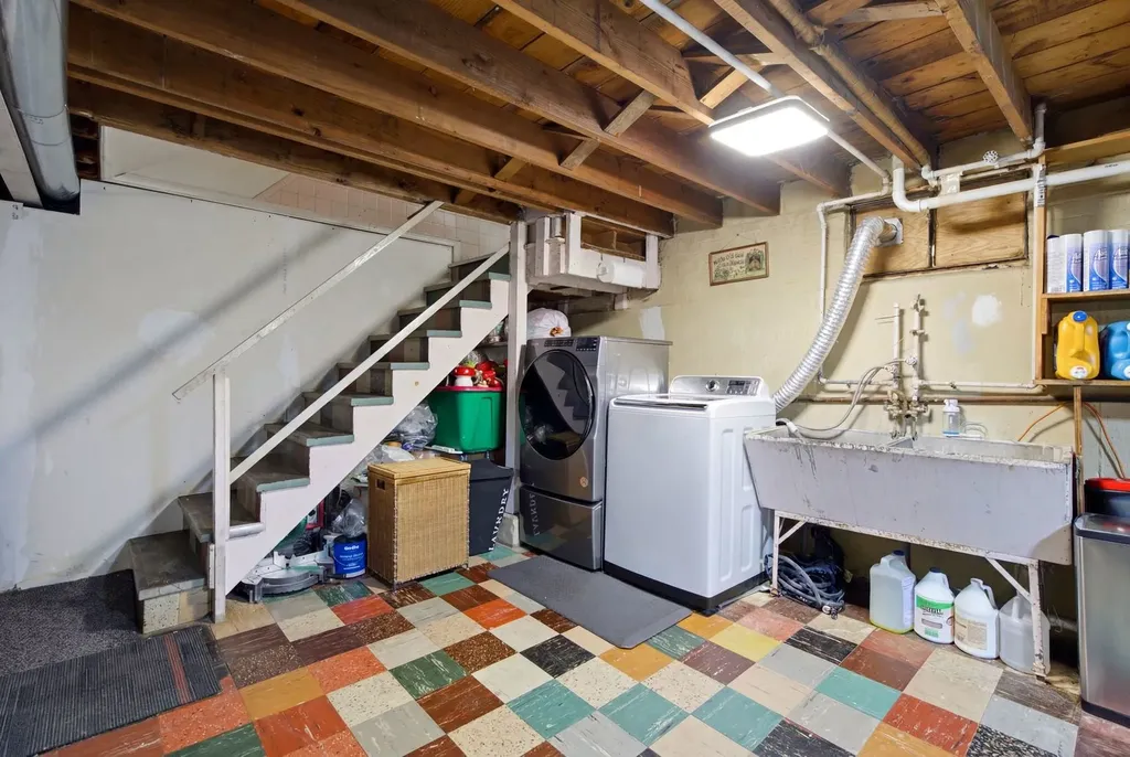 3914 North Pittsburgh Avenue Chicago IL 60634