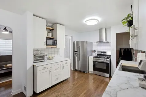 3914 North Pittsburgh Avenue Chicago IL 60634