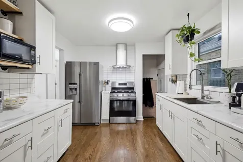 3914 North Pittsburgh Avenue Chicago IL 60634