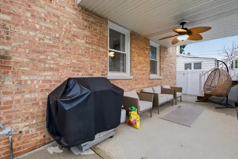 3914 North Pittsburgh Avenue Chicago IL 60634
