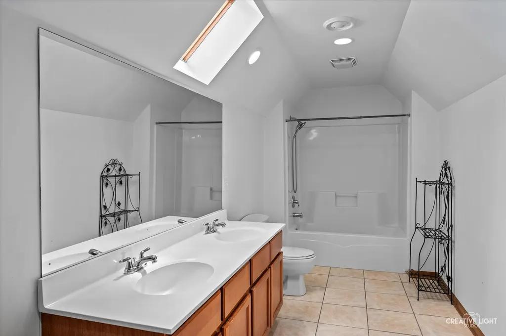 24456 Tufton Street Plainfield IL 60585