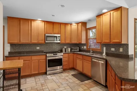 24456 Tufton Street Plainfield IL 60585