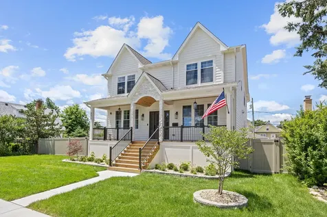 4510 Raymond Avenue Brookfield IL 60513