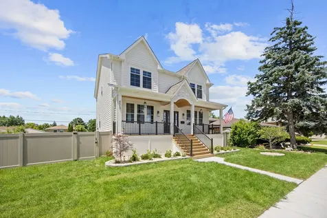 4510 Raymond Avenue Brookfield IL 60513