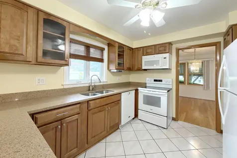 801 South See Gwun Avenue Mount Prospect IL 60056