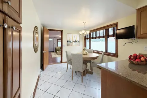 801 South See Gwun Avenue Mount Prospect IL 60056