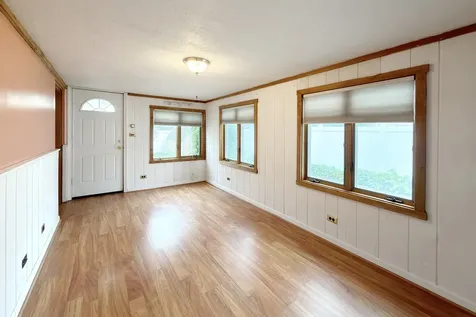 801 South See Gwun Avenue Mount Prospect IL 60056