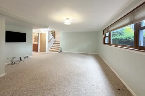 801 South See Gwun Avenue Mount Prospect IL 60056