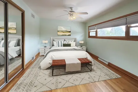801 South See Gwun Avenue Mount Prospect IL 60056