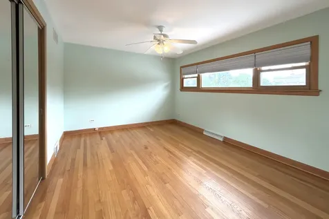 801 South See Gwun Avenue Mount Prospect IL 60056