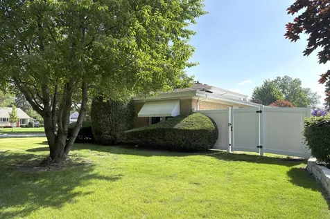 801 South See Gwun Avenue Mount Prospect IL 60056