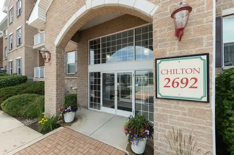 2692 Stone Circle Geneva IL 60134