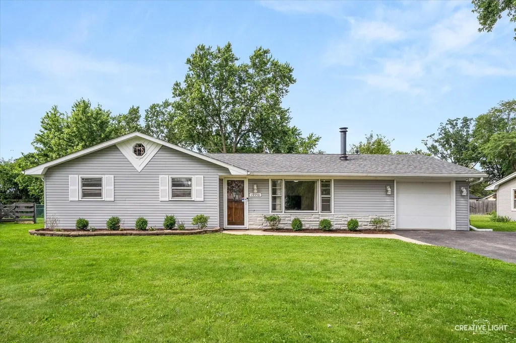 19350 Jacquie Avenue Romeoville IL 60446
