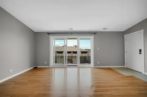 6264 South Gullikson Road Chicago IL 60638