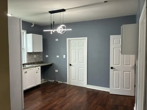 214 West 106th Place Chicago IL 60628