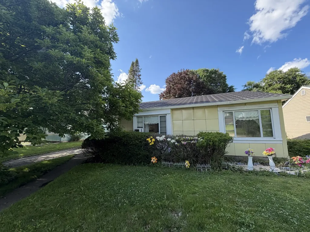 836 East Division Street Lombard IL 60148