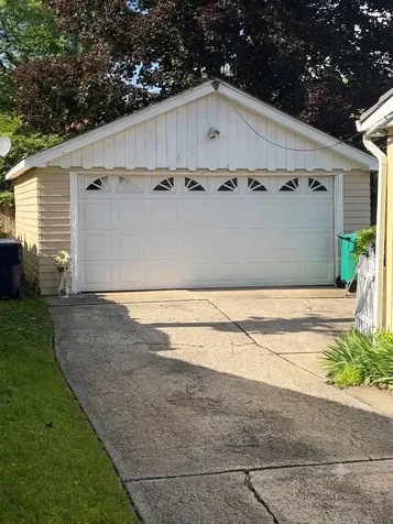 836 East Division Street Lombard IL 60148