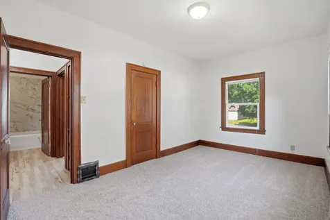 1318 44TH Street Rock Island IL 61201