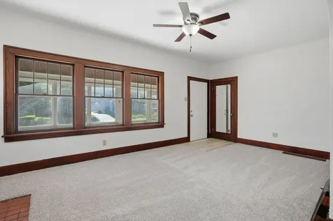 1318 44TH Street Rock Island IL 61201