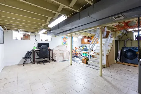 5129 South Menard Avenue Chicago IL 60638