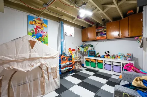 5129 South Menard Avenue Chicago IL 60638