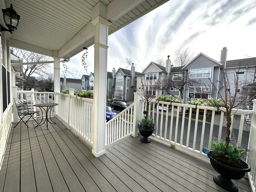 4249 North Kolmar Avenue Chicago IL 60641