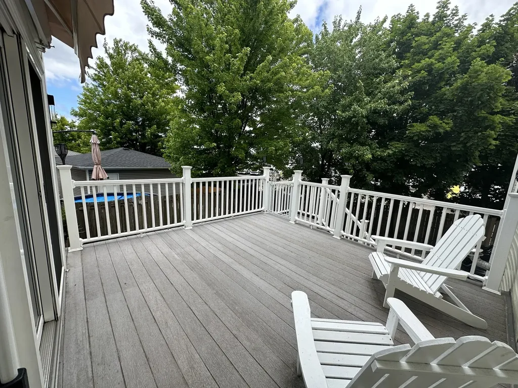 4249 North Kolmar Avenue Chicago IL 60641