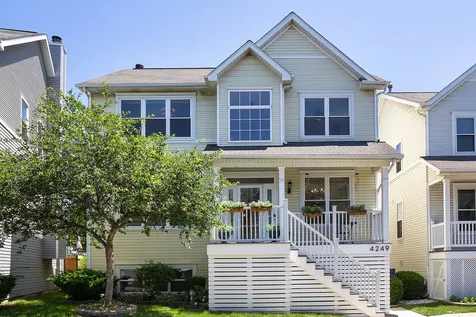 4249 North Kolmar Avenue Chicago IL 60641