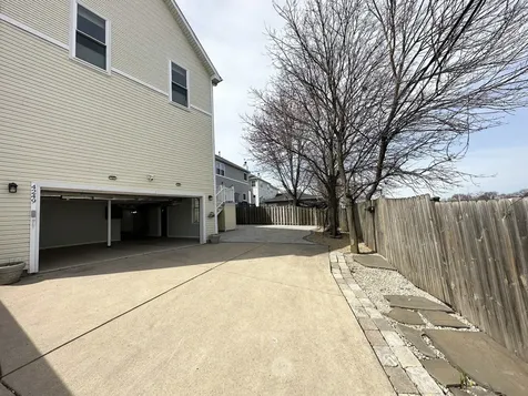4249 North Kolmar Avenue Chicago IL 60641
