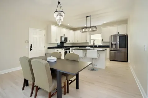 4249 North Kolmar Avenue Chicago IL 60641