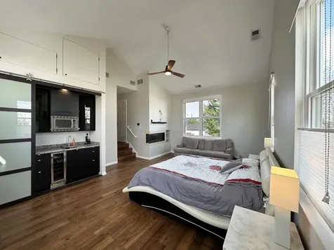 4249 North Kolmar Avenue Chicago IL 60641
