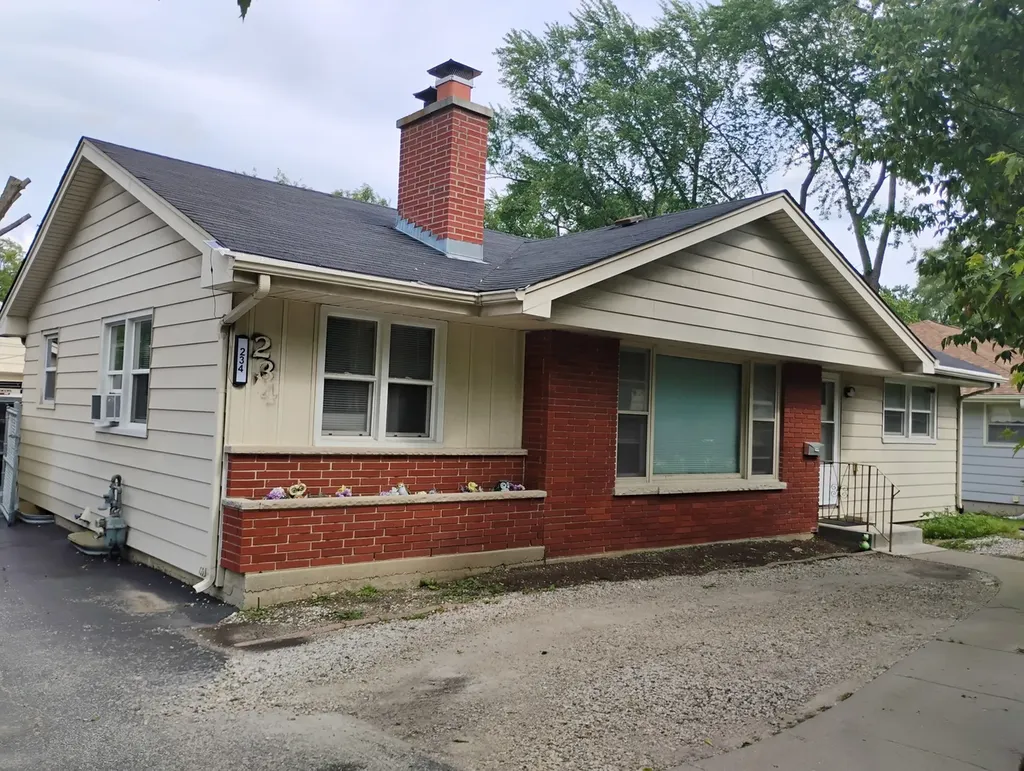 234 North Butterfield Road Libertyville IL 60048